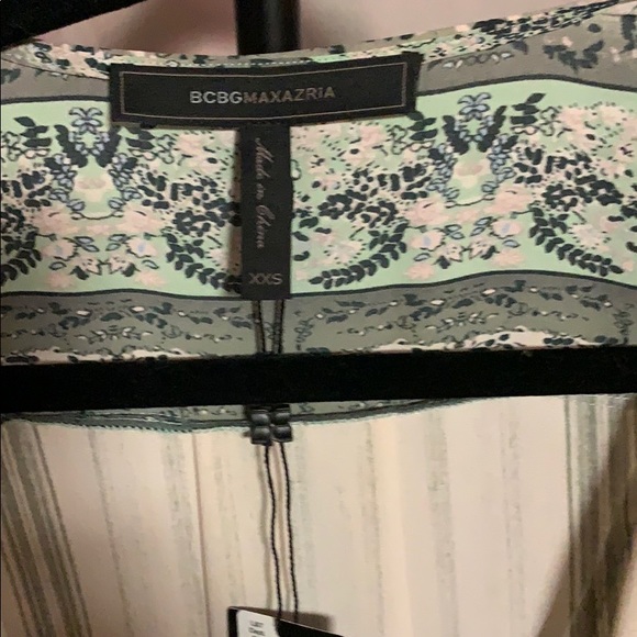 NWT BCBG "Blakely" Romper - Picture 5 of 9